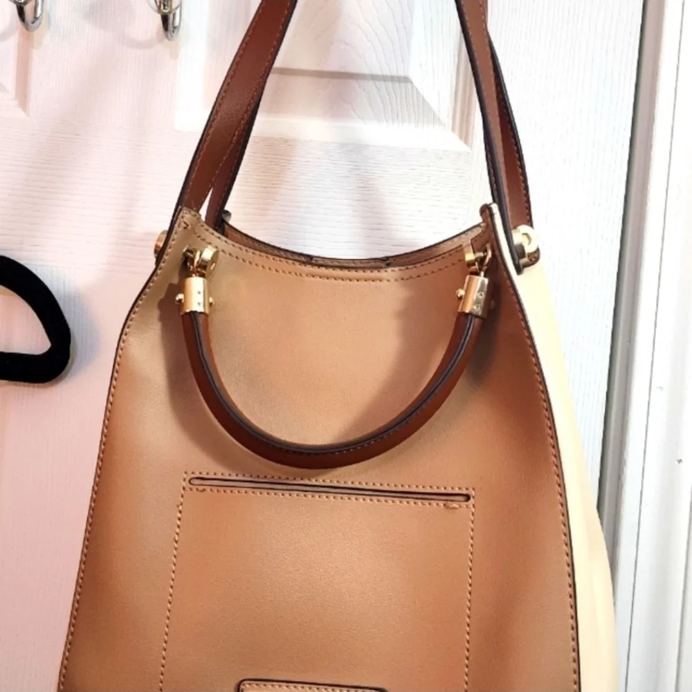 Andrew Marc Tote Bag with 2 Straps and Purse On Front Detachable